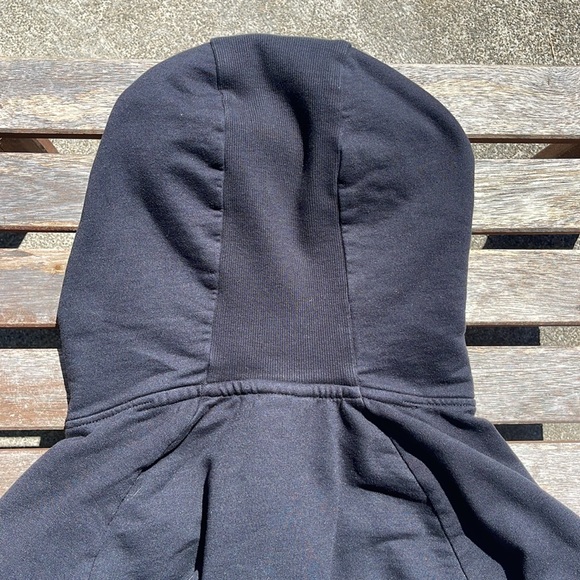 Gymshark - Black Cropped Hoodie - Size Small - Picture 5 of 7